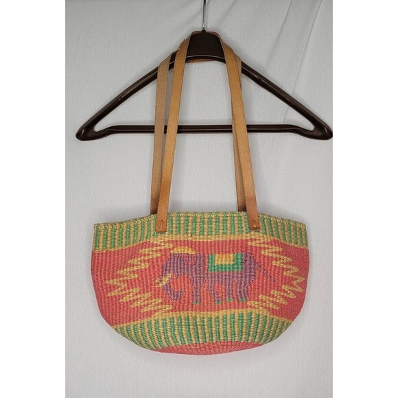 Elephant woven basket‎ purse - Picture 2 of 8